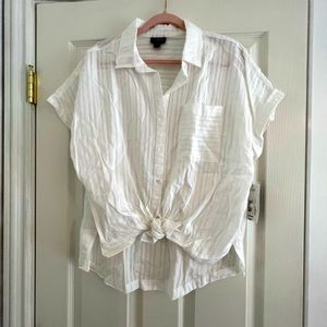 White short sleeve blouse. a.n.a. Brand. New with tags.